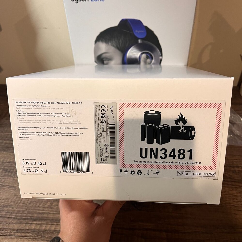 Dyson Zone Blue Noise-Cancelling Headphones - Picture 3 of 3